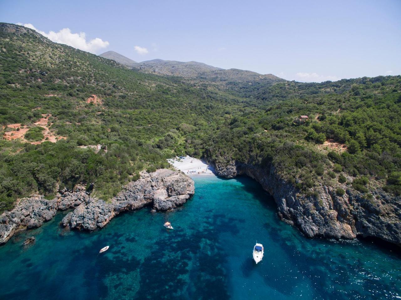 Cala Blanca Villaggio Alberghiero Marina di Camerota Exterior photo